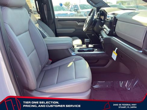 New 2026 GMC Sierra 1500 SLT w/ SLT Premium Plus Package AWD/4WD image 18