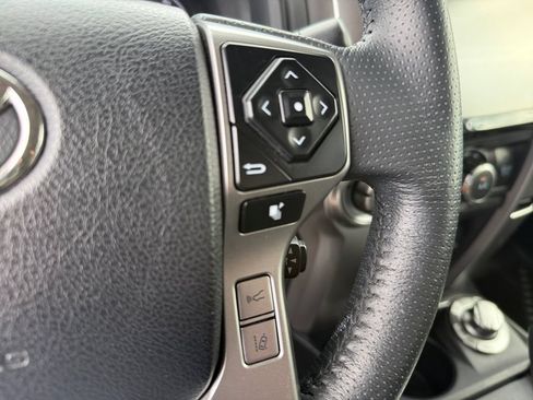 Used 2023 Toyota 4Runner SR5 AWD/4WD image 24