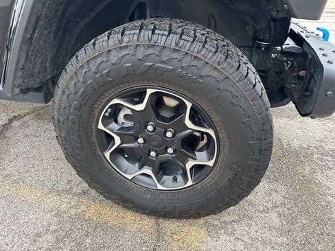 Used 2021 Jeep Wrangler Unlimited Rubicon 4xe w/ Steel Bumper Group image 12