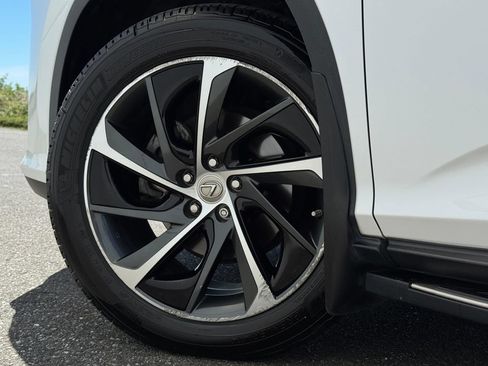 Used 2017 Lexus RX 450h AWD image 26