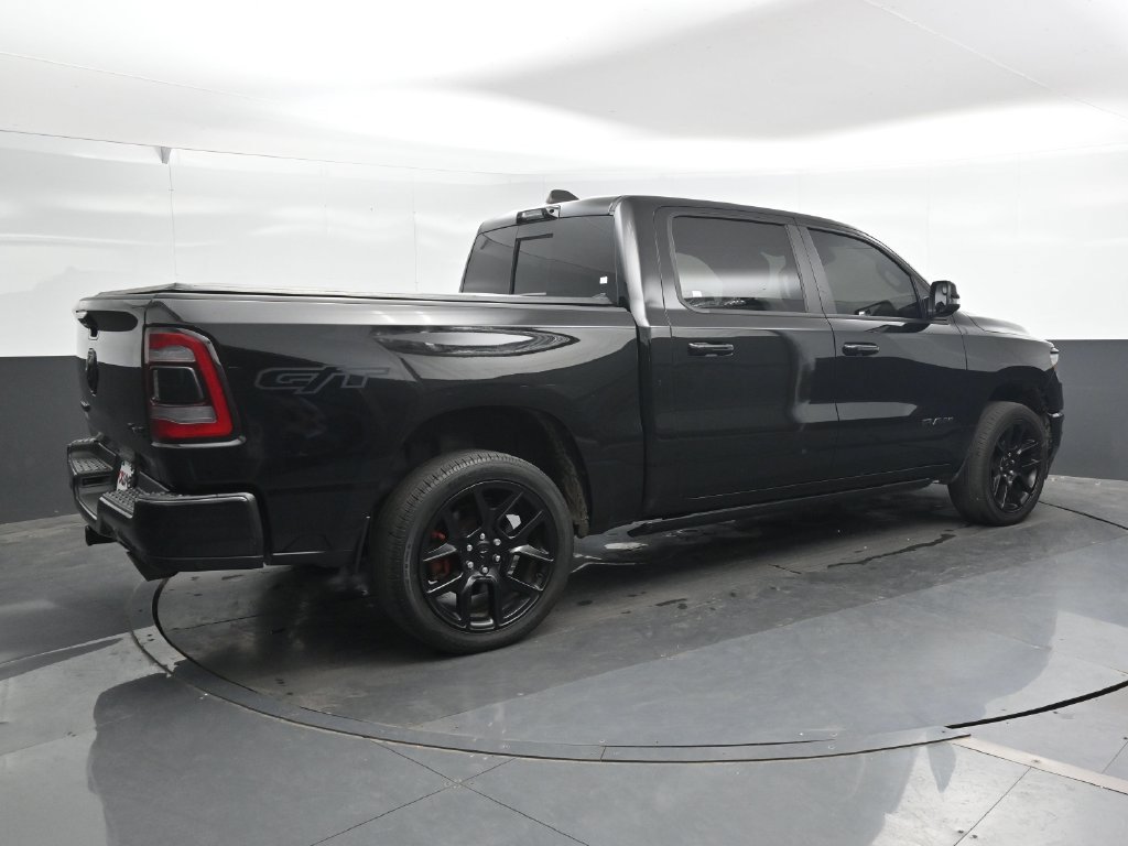 Used 2023 RAM 1500 Laramie AWD/4WD image 2
