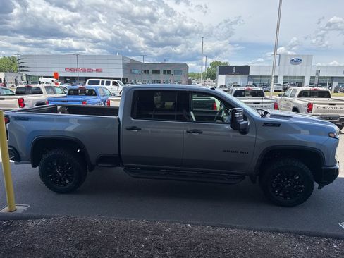 New 2026 Chevrolet Silverado 3500 LTZ w/ LTZ Plus Package AWD/4WD image 5