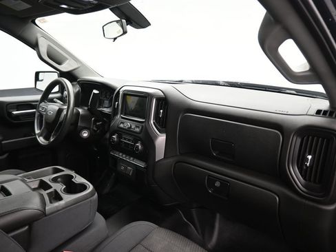 Used 2019 Chevrolet Silverado 1500 Custom Trail Boss w/ Custom Convenience Package AWD/4WD image 40