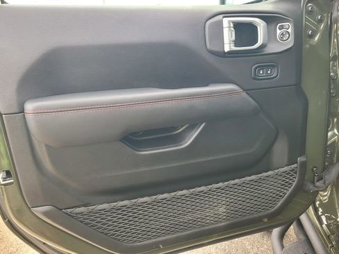 Used 2023 Jeep Gladiator Rubicon w/ LED Lighting Group image 16