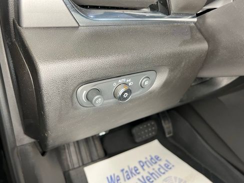 Used 2019 Chevrolet Traverse RS w/ LPO, Floor Liner Package image 15