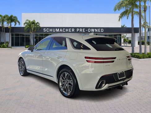 Used 2025 Genesis GV70 2.5T w/ Select Package image 5