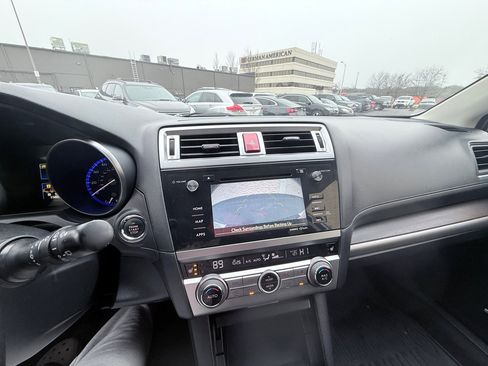 Used 2015 Subaru Outback 2.5i Limited image 16