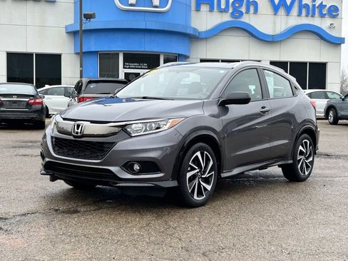 Used 2020 Honda HR-V Sport image 1