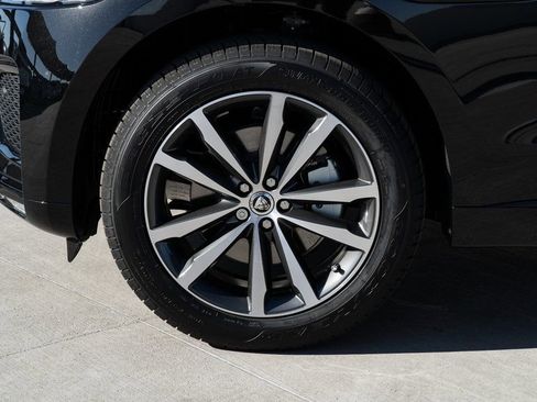 Used 2025 Jaguar F-PACE R-Dynamic S image 10