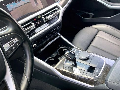 Used 2021 BMW 330i Sedan w/ Convenience Package RWD image 16