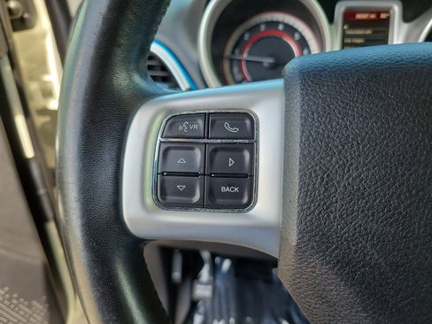 Used 2020 Dodge Journey SE w/ SE Popular Equipment Group FWD image 20
