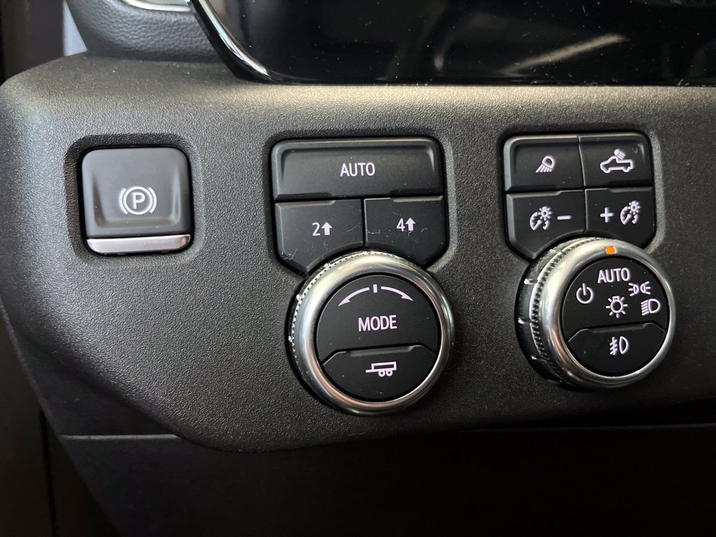 Used 2024 GMC Sierra 1500 SLT w/ LPO, GMC Protection Package AWD/4WD image 13