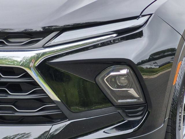 Used 2025 Chevrolet Blazer LT FWD image 17