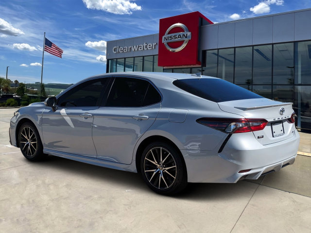 Used 2023 Toyota Camry SE FWD image 6