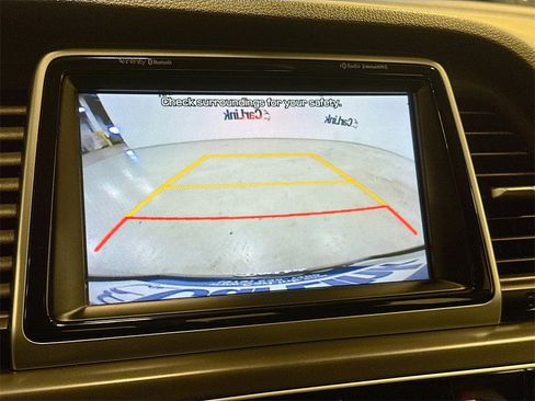 Used 2018 Hyundai Sonata Limited w/ Ultimate Package 07 image 15