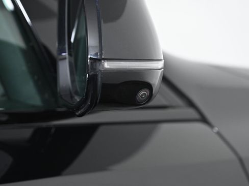 Used 2023 BMW X6 M50i w/ Executive Package image 11