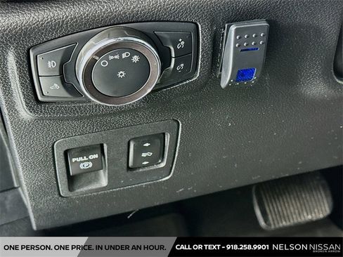 Used 2018 Ford F150 Limited w/ Trailer Tow Package image 10