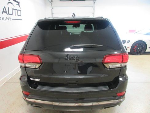 Used 2016 Jeep Grand Cherokee High Altitude AWD/4WD image 13
