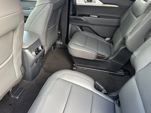 New 2026 Ford Explorer Active w/ Active Comfort Package image 11