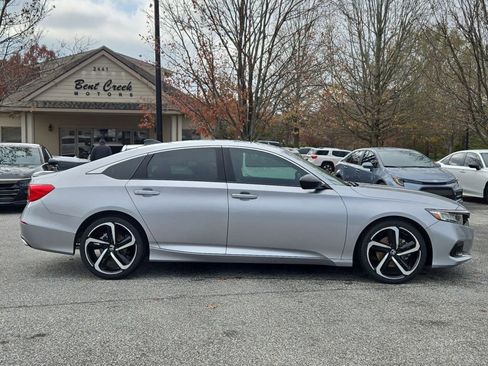 Used 2022 Honda Accord Sport Special Edition image 6