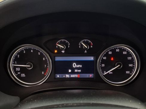 Used 2023 Buick Enclave Essence w/ Sport Touring Edition image 18