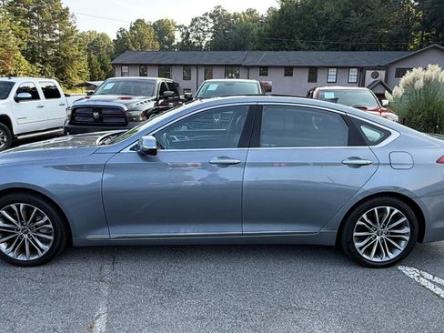Used 2015 Hyundai Genesis 3.8 w/ Option Group 02 RWD image 5