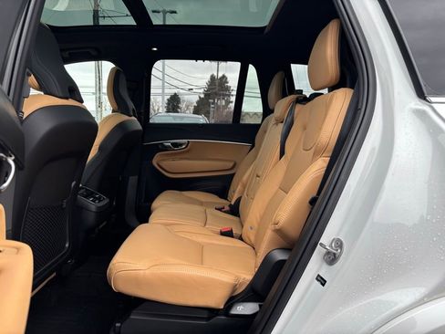 Certified 2024 Volvo XC90 B6 Ultimate AWD/4WD image 20