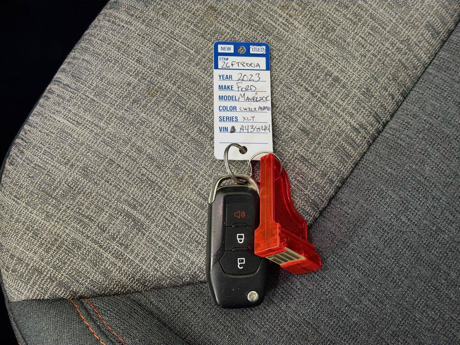Used 2023 Ford Maverick XLT w/ XLT Luxury Package FWD image 4