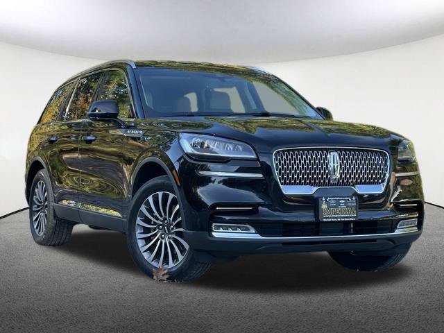 Used 2020 Lincoln Aviator Reserve w/ Elements Package Plus AWD/4WD image 40