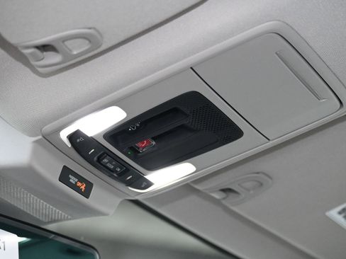 New 2025 Honda Accord EX-L image 32