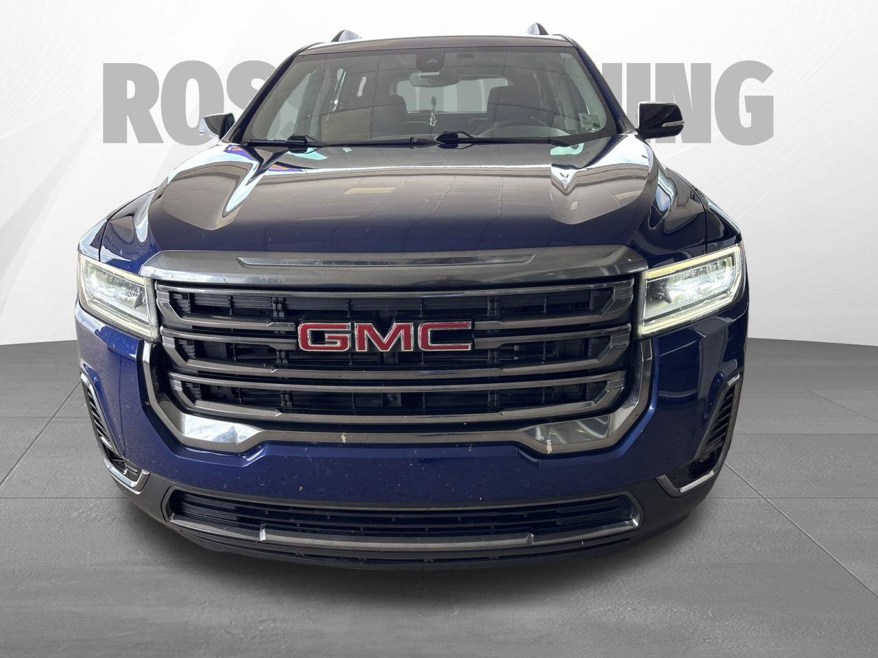 Used 2023 GMC Acadia AT4 AWD/4WD image 2