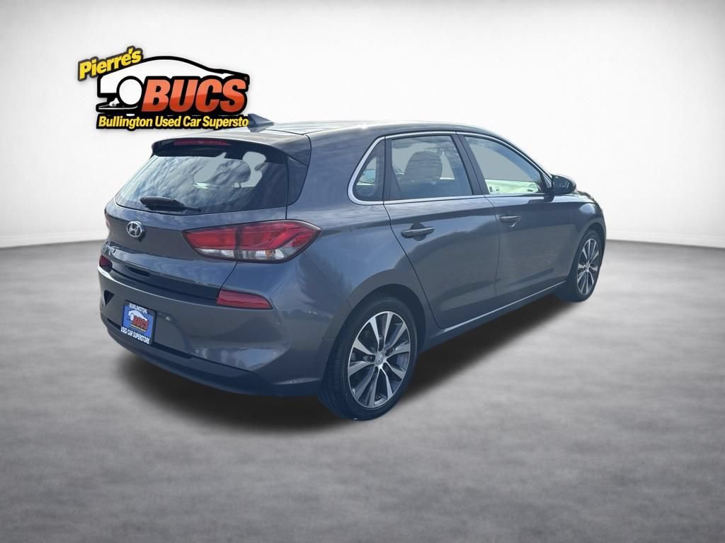 Used 2019 Hyundai Elantra GT FWD image 5