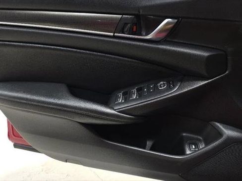 Used 2020 Honda Accord Sport image 14