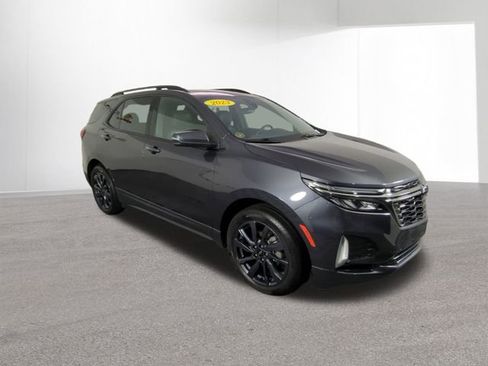 Used 2023 Chevrolet Equinox RS w/ RS Leather Package FWD image 13