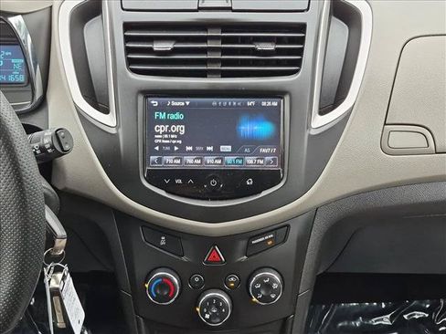 Used 2016 Chevrolet Trax LS AWD/4WD image 13