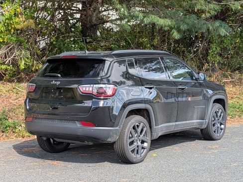 New 2026 Jeep Compass Limited image 5