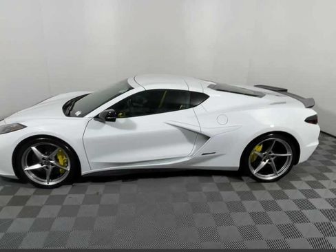 New 2025 Chevrolet Corvette E-Ray w/ ZER Performance Package AWD/4WD image 10
