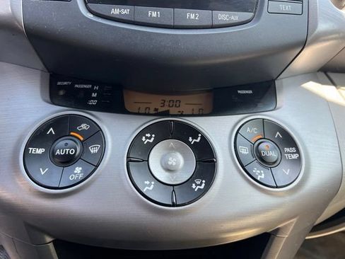 Used 2008 Toyota RAV4 Limited w/ Tow Prep Pkg AWD/4WD image 19