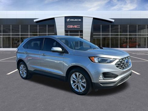 Used 2024 Ford Edge Titanium image 7