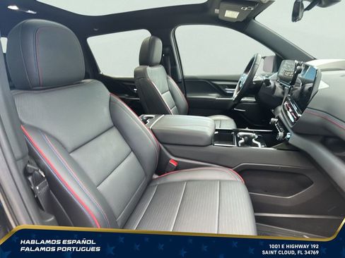 Certified 2025 Chevrolet Silverado EV RST AWD/4WD image 32