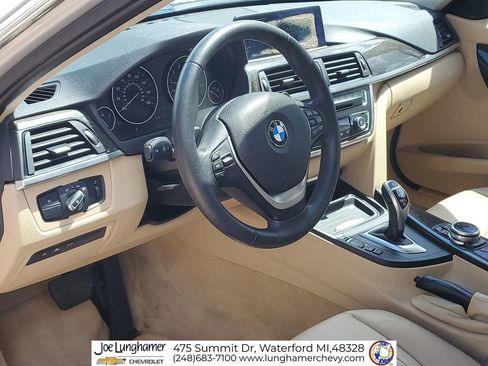 Used 2014 BMW 328i xDrive Wagon AWD/4WD image 12