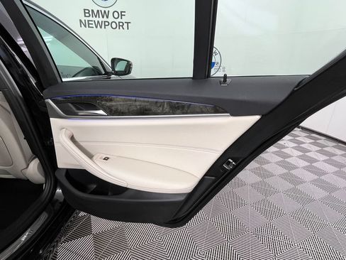 Used 2023 BMW 530i xDrive w/ Convenience Package AWD/4WD image 25