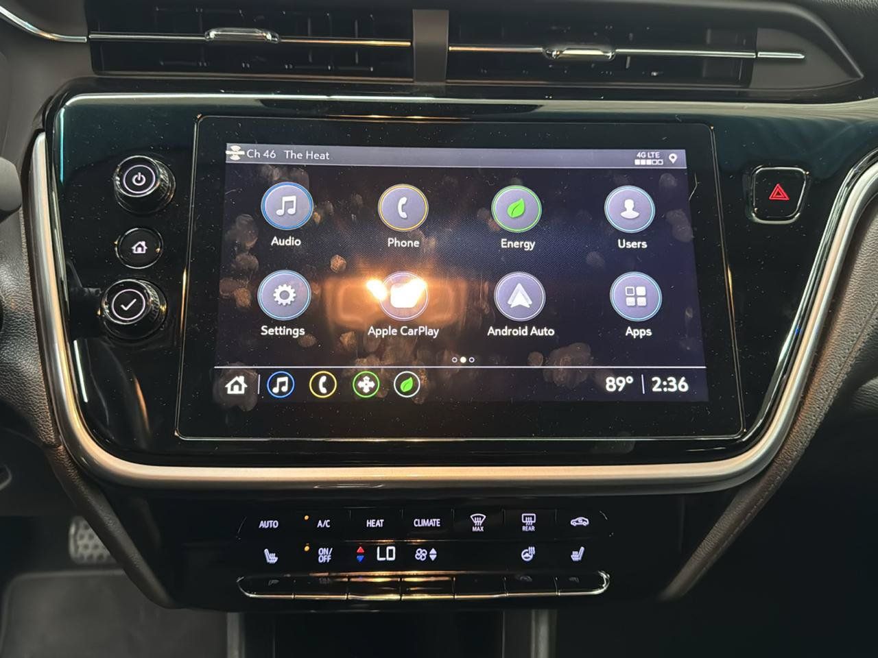 Used 2022 Chevrolet Bolt LT FWD image 15