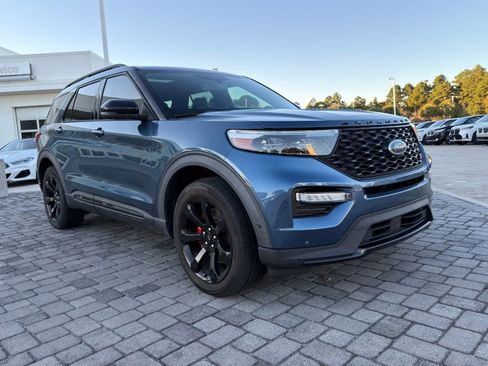 Used 2020 Ford Explorer ST w/ ST Street Pack image 7