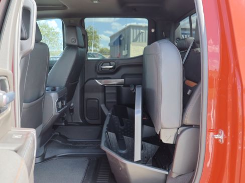 Used 2022 GMC Sierra 1500 AT4 w/ Technology Package image 32