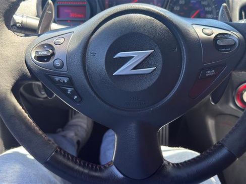 Used 2018 Nissan 370Z NISMO RWD image 20