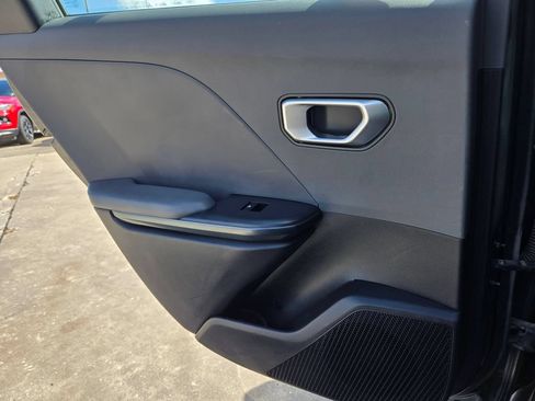 Used 2025 Kia K4 FWD image 26