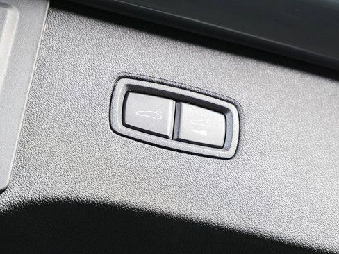 New 2026 Porsche Cayenne S AWD/4WD image 33
