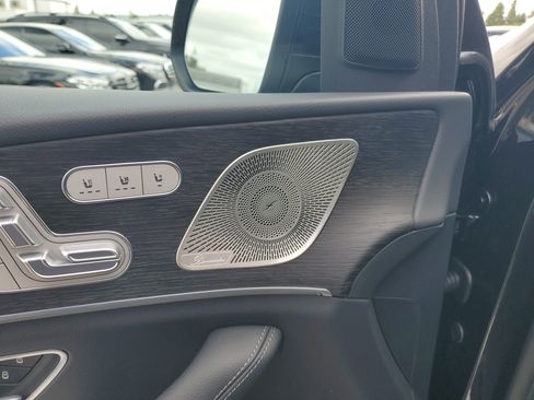 New 2026 Mercedes-Benz GLS 580 4MATIC image 21