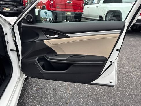 Used 2018 Honda Civic EX image 14